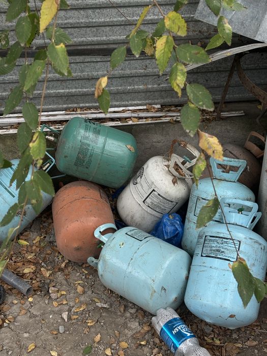 Продам фрионы