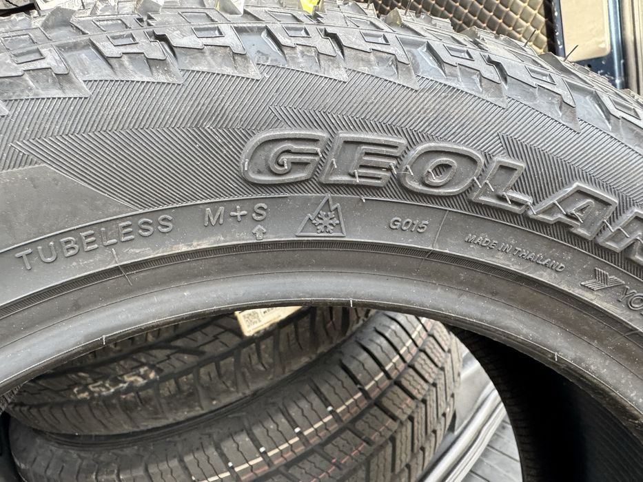 Anvelope iarna 235/55/R18 YOKOHAMA