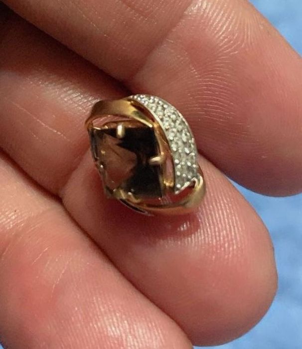 Срочно!!! Серьги 585 пробы производство Россия