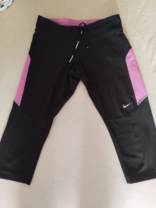 Оригинални  Nike fit,бюстие,клин