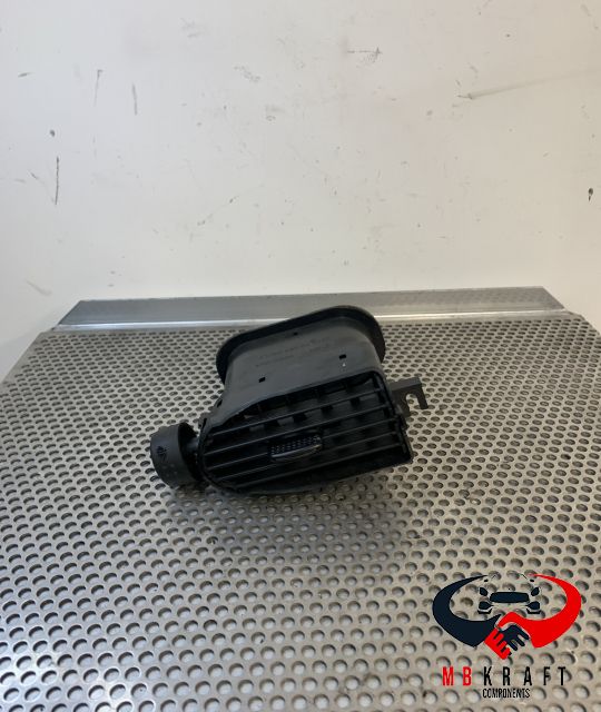 Grila ventilatie bord stanga 1688300154 168 830 01 54 Mercedes-Benz A