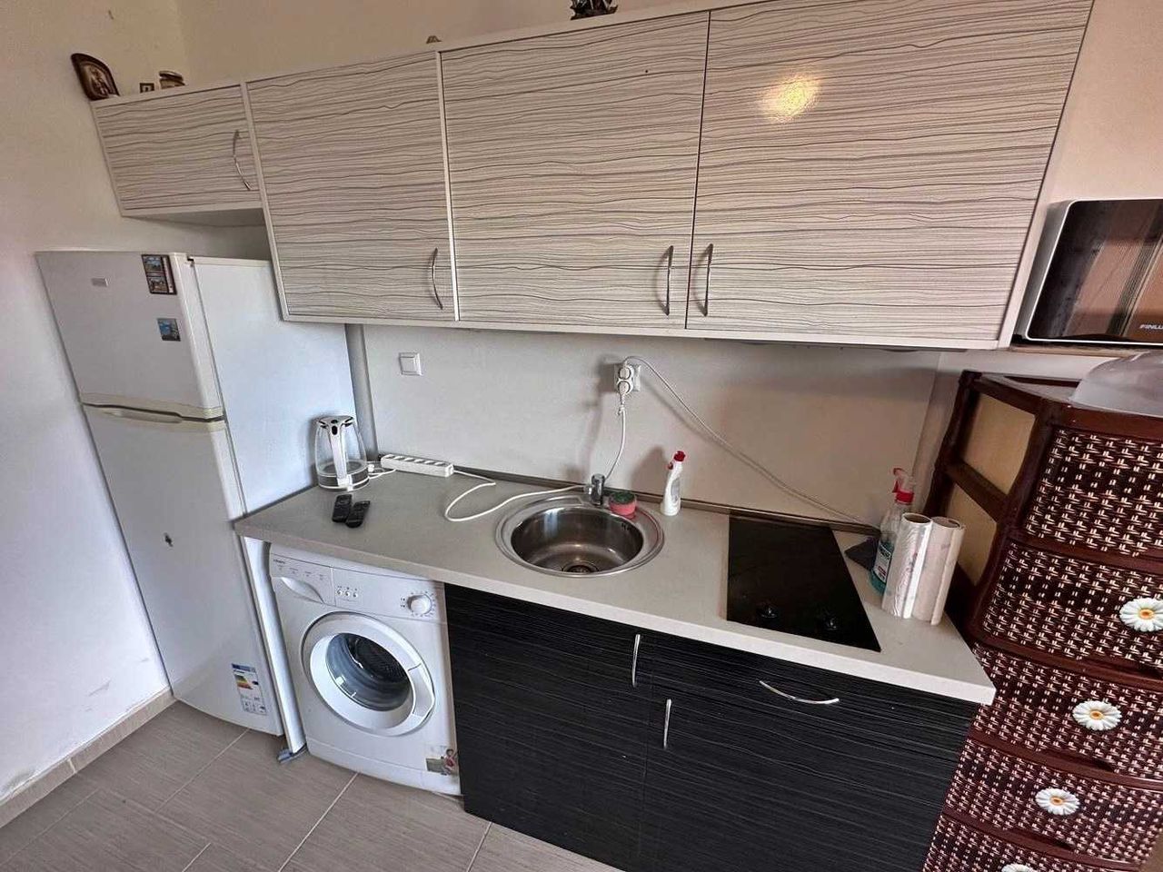Продава се Двустаен апартамент в к.к. Слънчев бряг - 59 кв.м за 1119 €/кв.м - Снимка #2