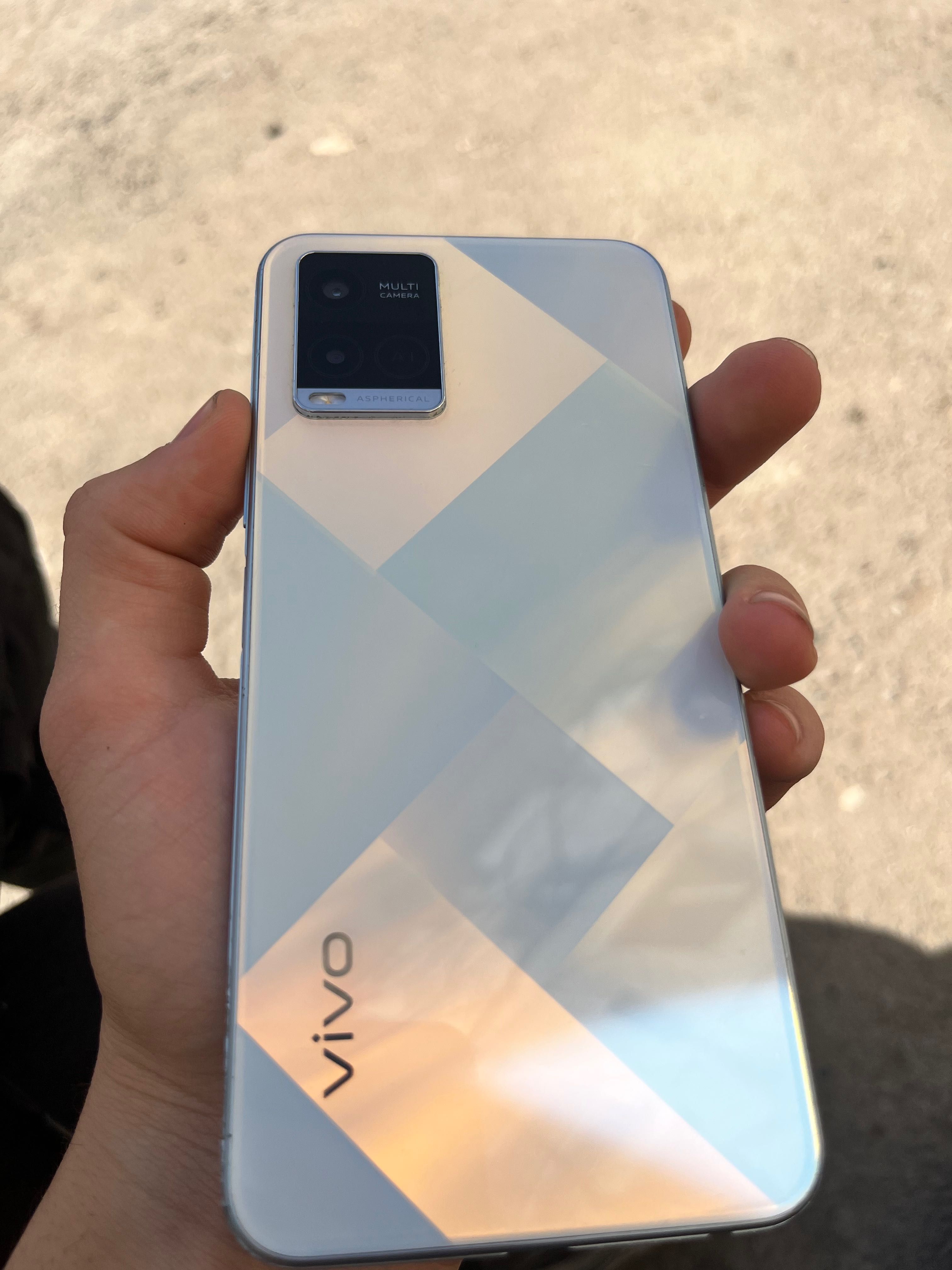 VIVO Y21 В идеальном состояний