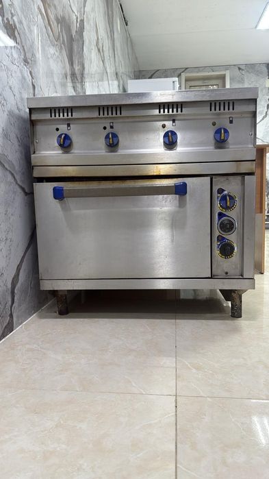 Продается Печь 4 комфорочная.