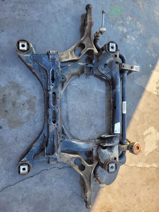 Jug cadru motor VW Touareg 7P 3.0 TDI 2011+