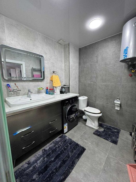 Сдается 2 х комнатная квартира на 5 этаже крытый рынок