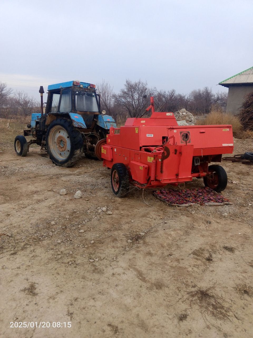 LTZ Traktor,  Z511 pres aparat