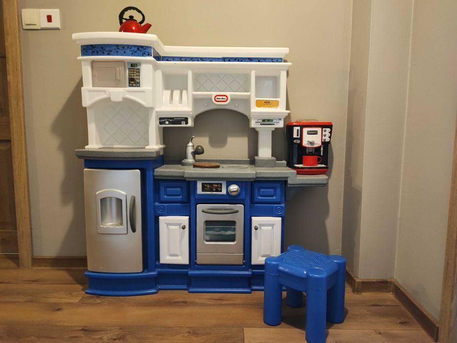 Детска кухня Little Tikes синя