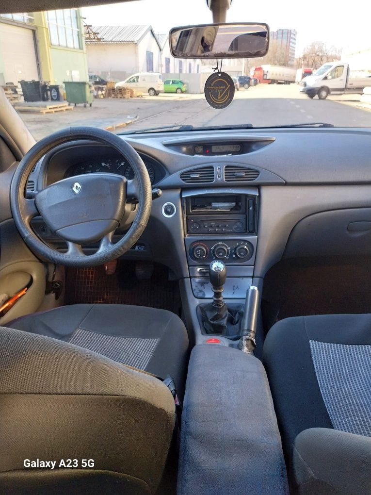 Vând Renault Laguna 2