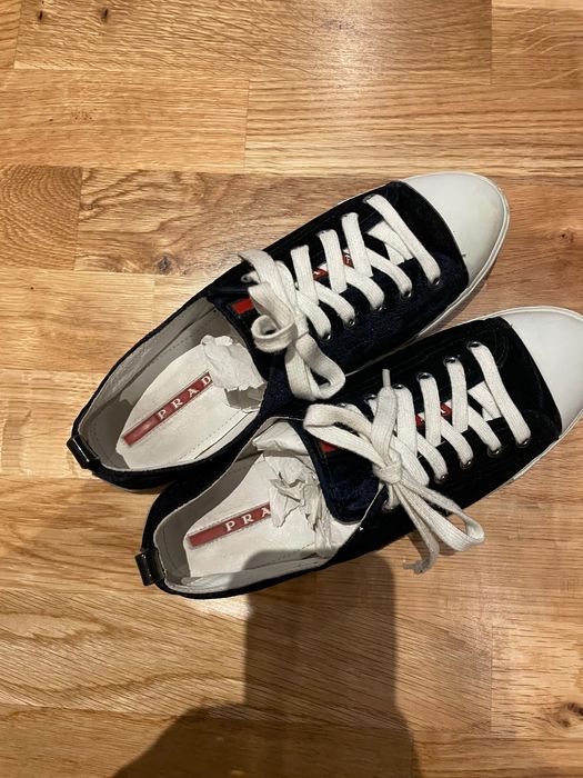 Vand tenisi Prada originali, mărime 40 bleumarin