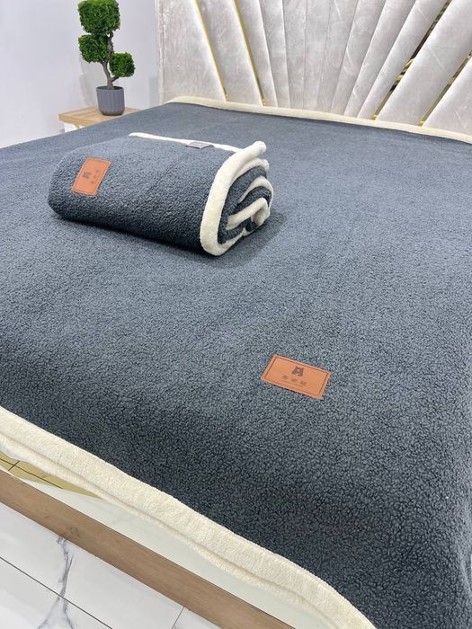 Зимний тёплый плед барашка TEDDY