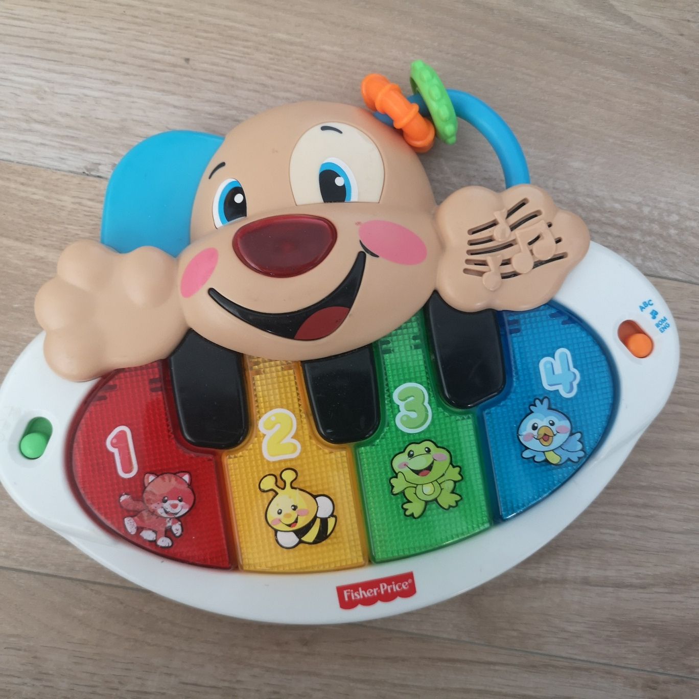 Pian Fisher Price engleza muzica romana