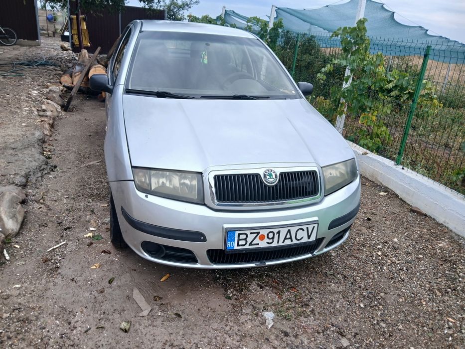 Vând Skoda fabia 1.9