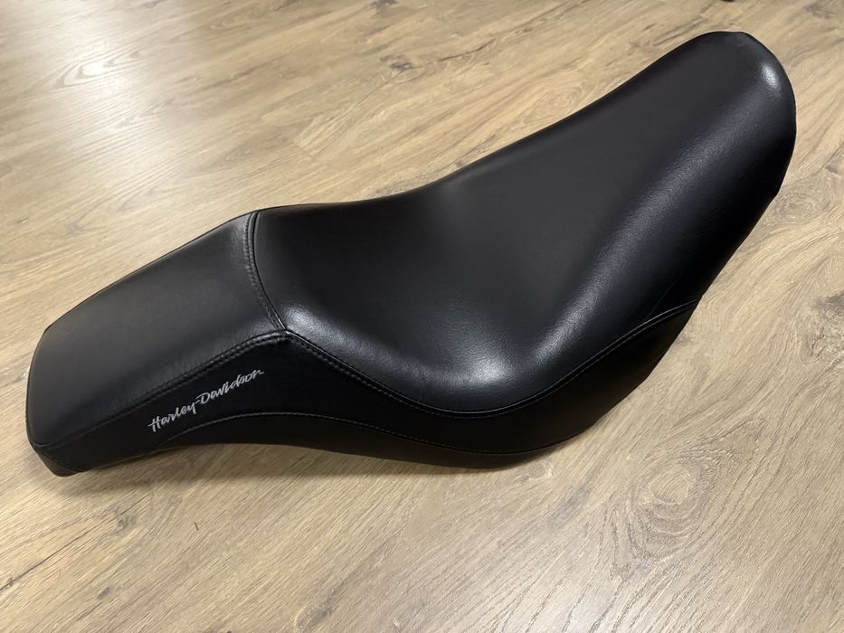 Sa Harley Davidson Badlander Softail pentru Sport Glide si Low Rider S