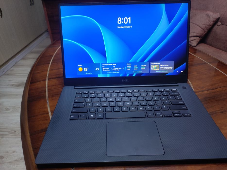 Dell precision 5540 32gb ga 256gb SSD m2 Core i7-9750H GHz