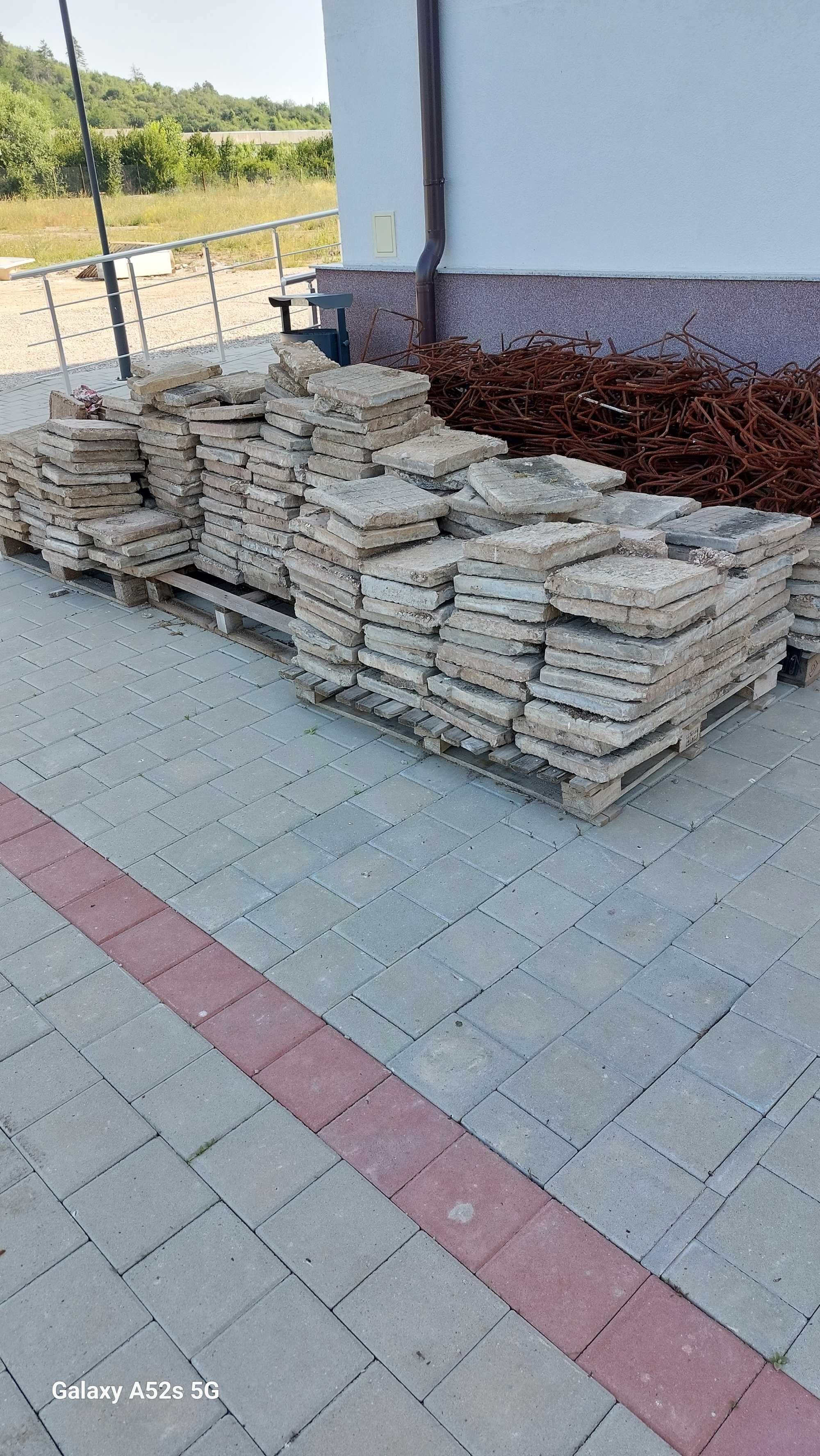 Тротоарни плочи - втора употреба