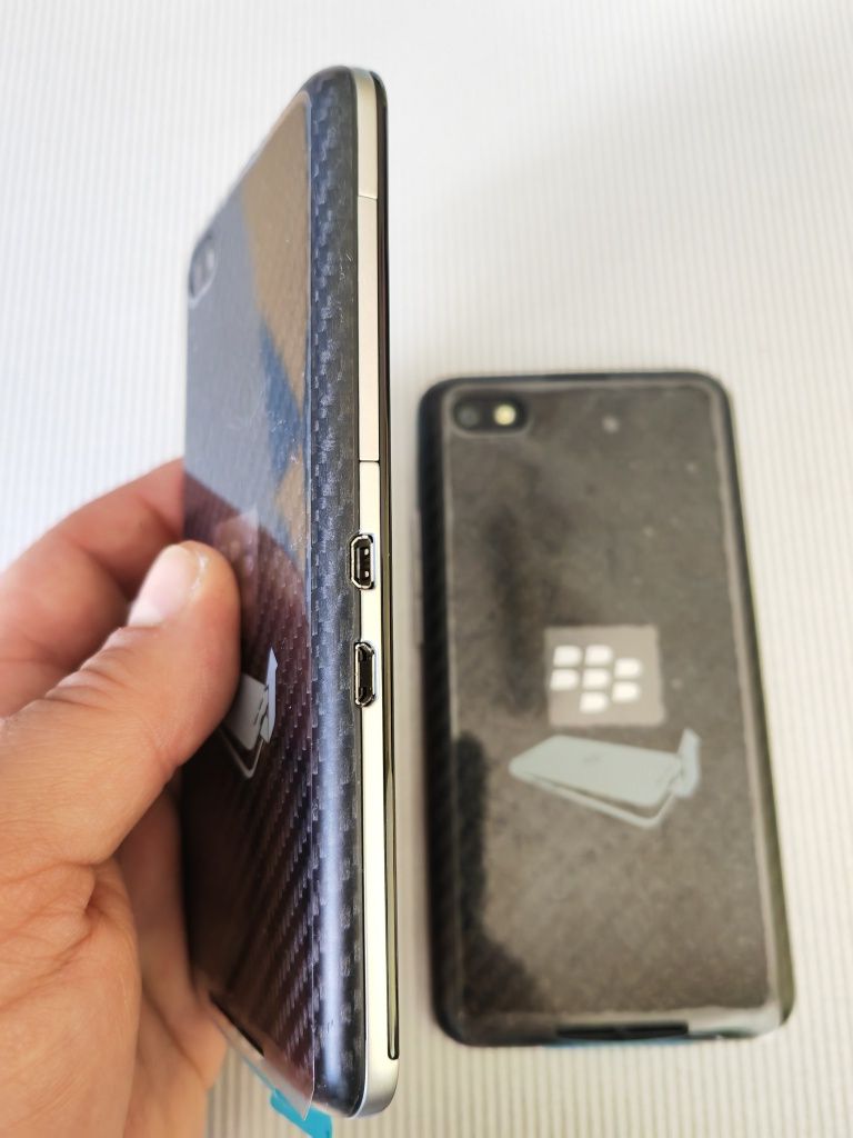 Blackberry Z30 black