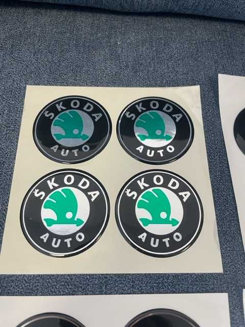 Стикери Емблеми за Капачки Джанти Тасове Лепенки MAZDA VOLVO SKODA 6см