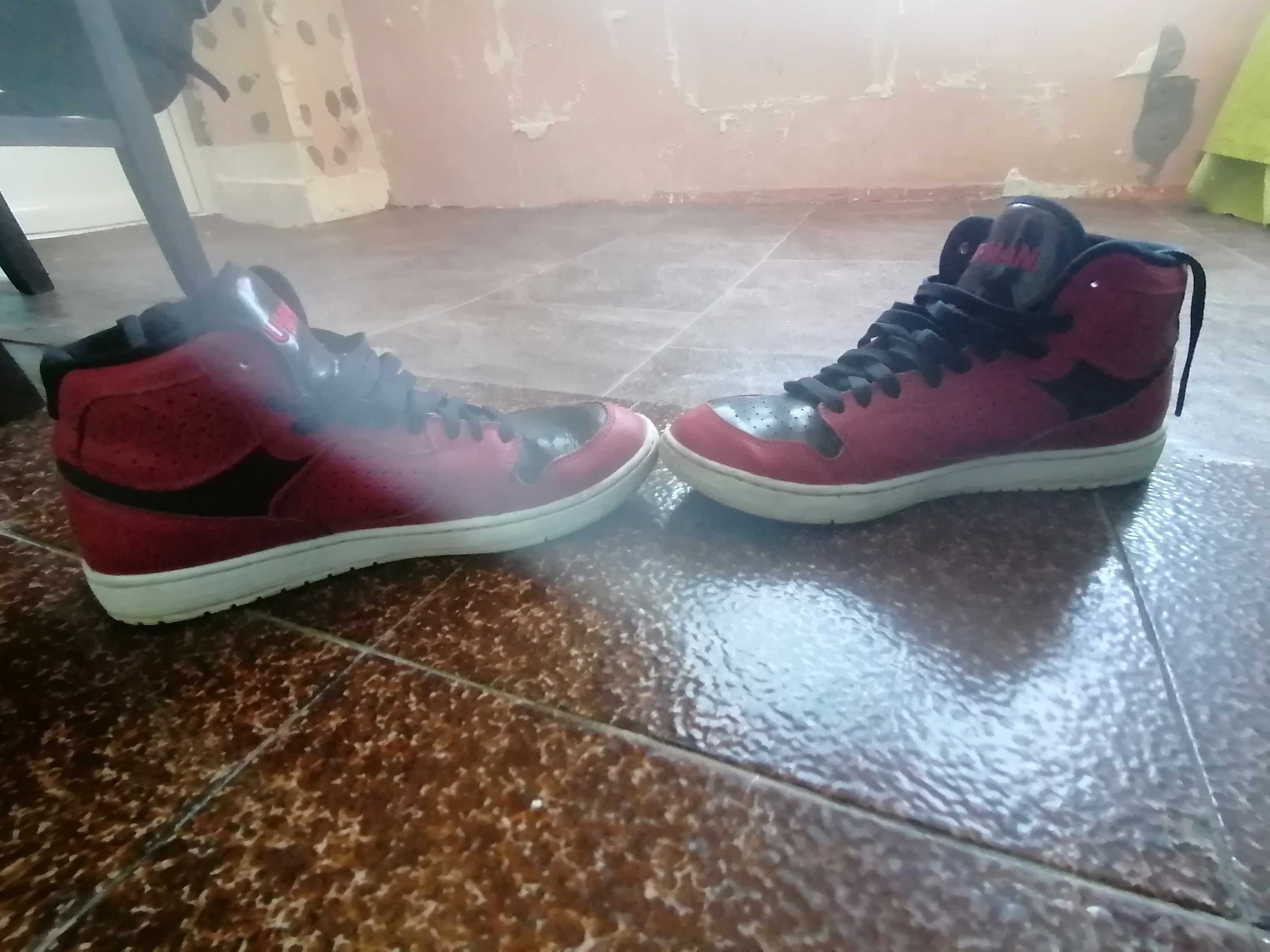 Nike Jordan 42.5 Кецове