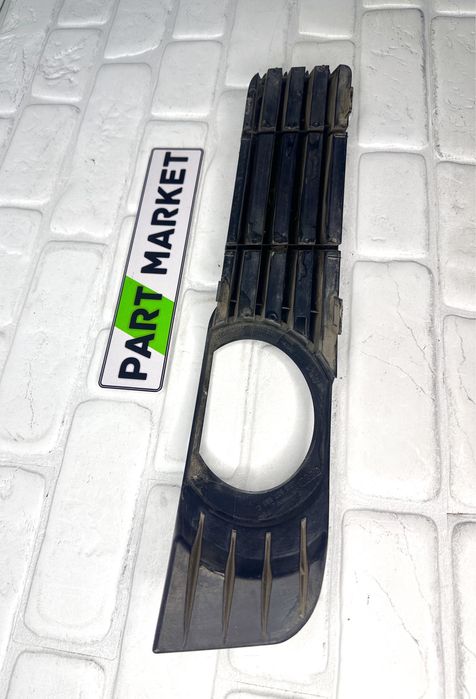 Лява решетка халоген AUDI A8 D3 4E0807681C