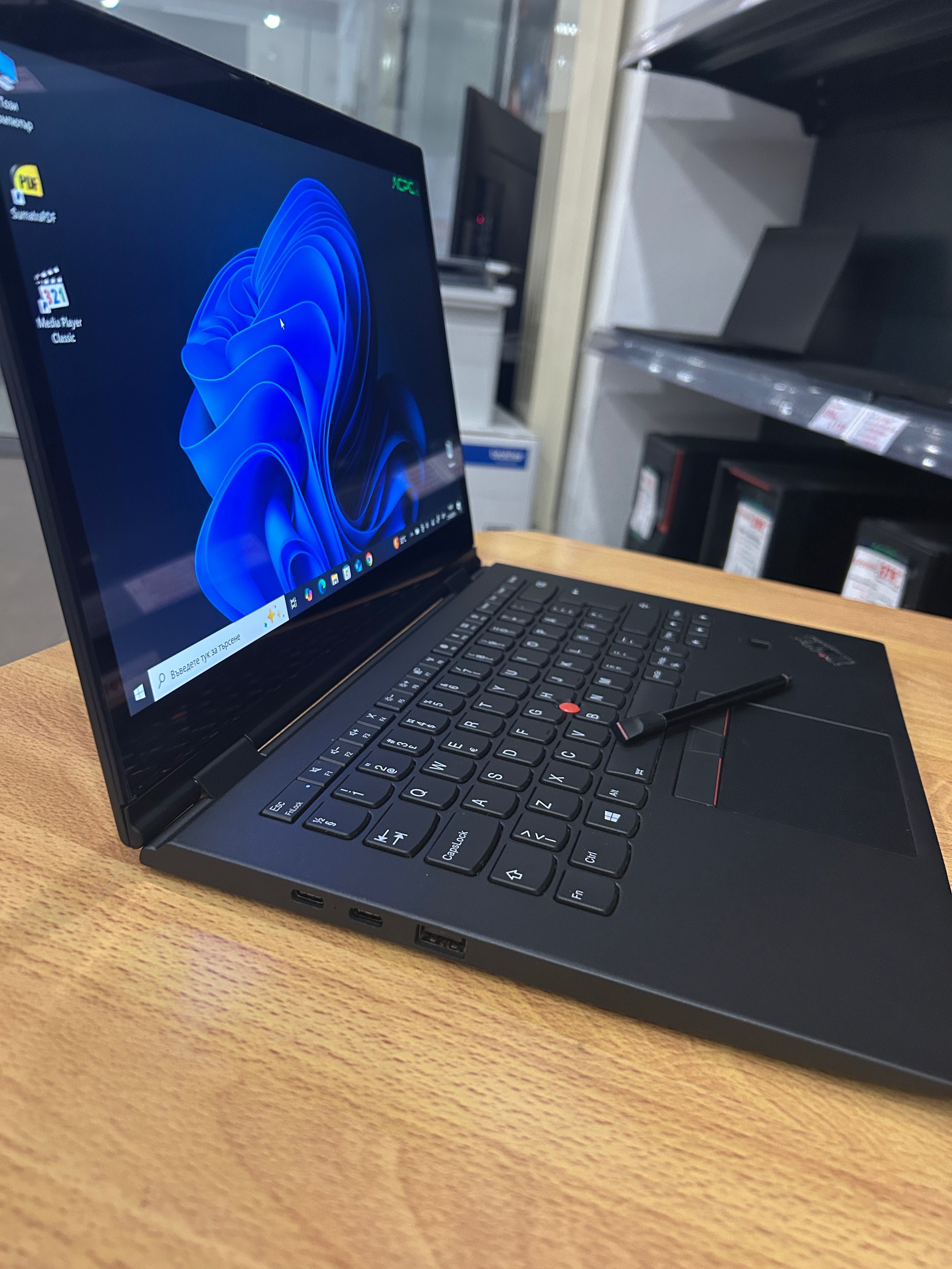 Лаптоп Lenovo X1 Yoga i7/16GB RAM/512GB с 3 месеца гаранция! ТЪЧ