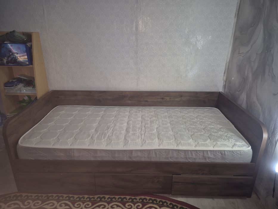 Подростковый кровать