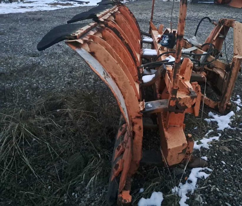 lama de zapada pentru tarctor, unimog