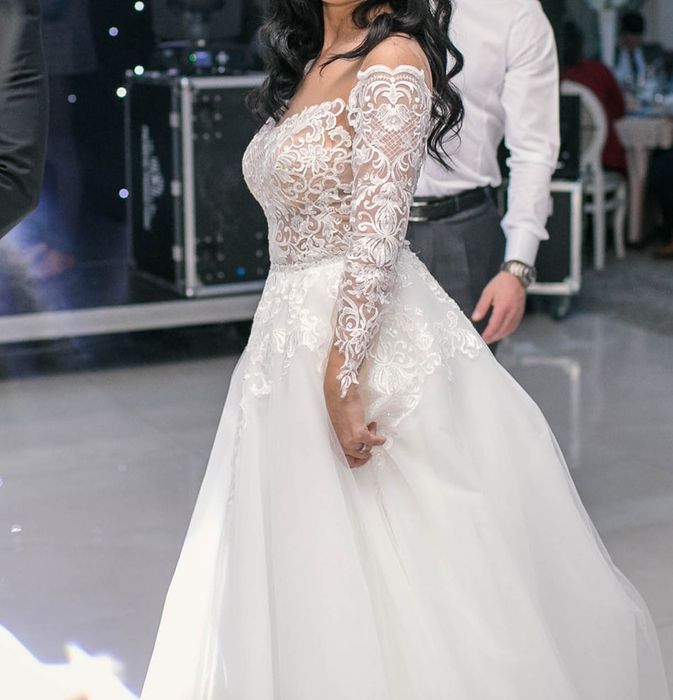 Vand rochie de mireasa
