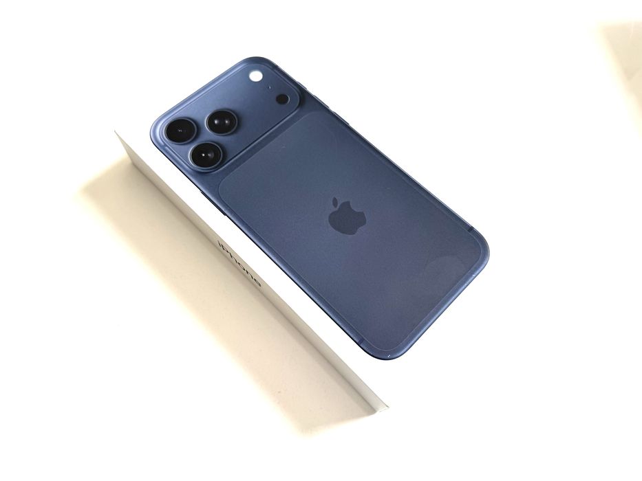 Iphone 17 Pro Max 256 GB Чисто Нов 3 години Гаранция