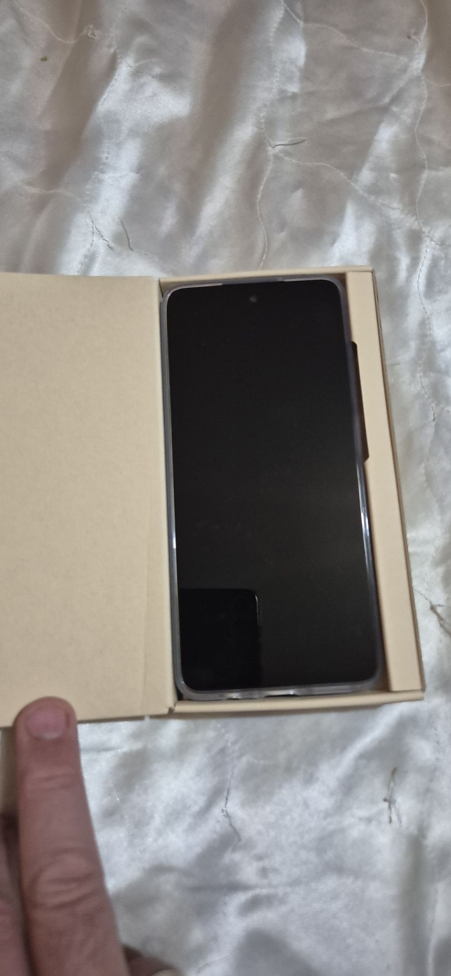 ...Motorola MOTO G35 НОВ...
