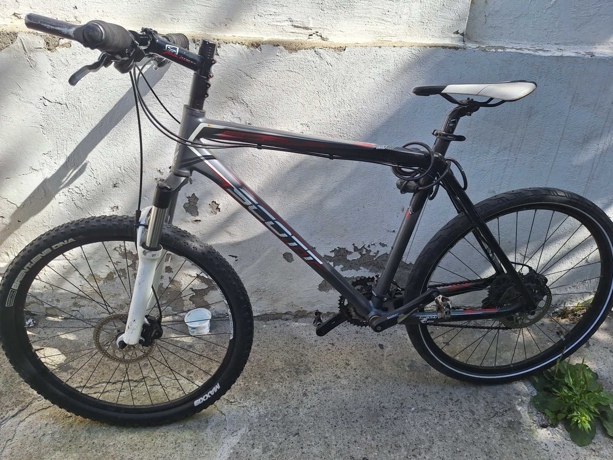 Bicicleta carbon scott