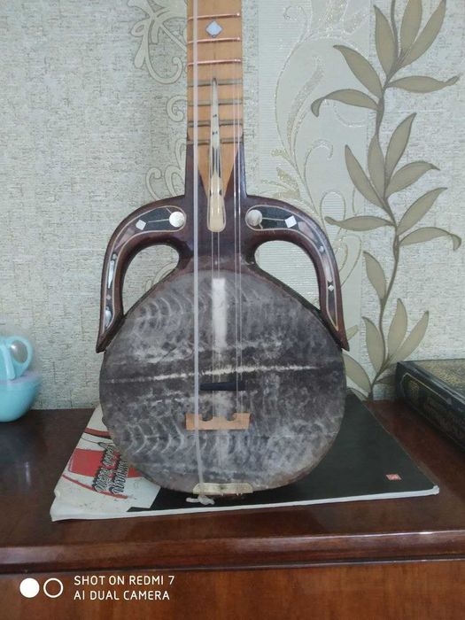 Продается Рубоб с футляром