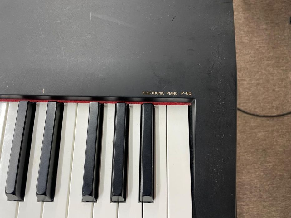 Yamaha Electronic P 60