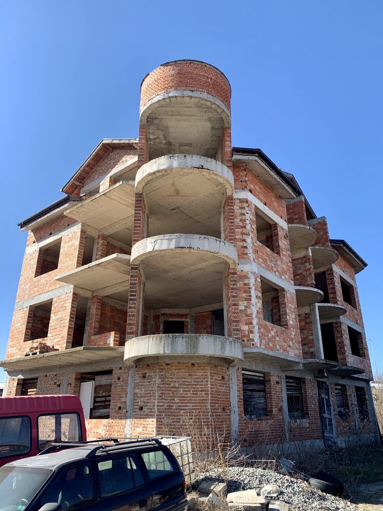 Продава къща в Сарафово