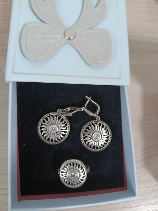 Серебряное украшение