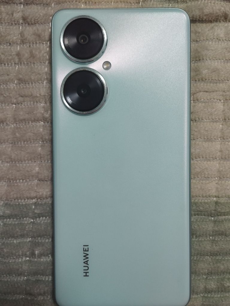Продаю Huawei 11i Nova 90.000тыс