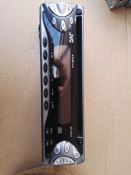 JVC KD-s641 сд плеър