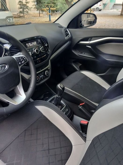 Lada Vesta se cross