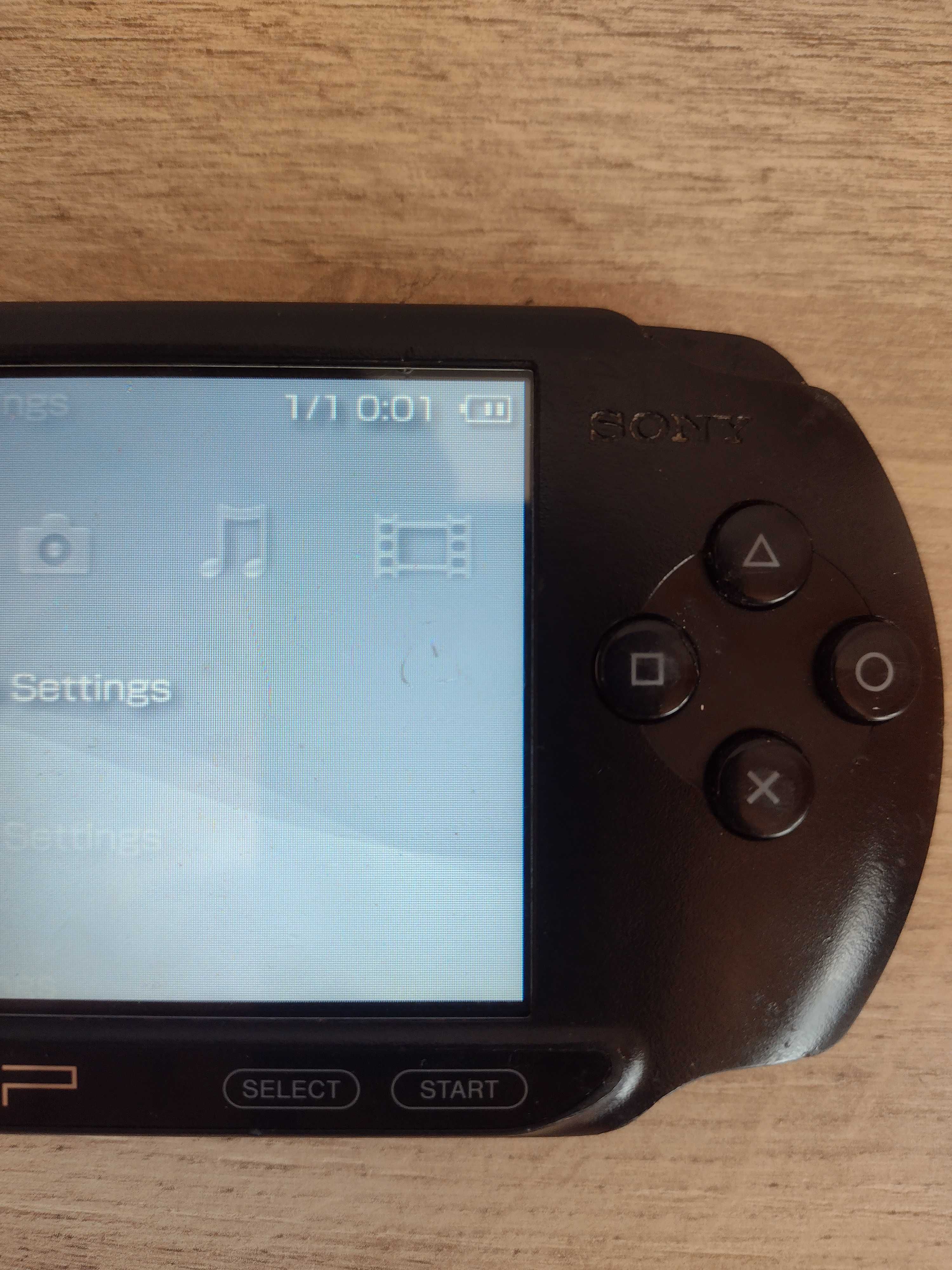 Sony PSP E1004 конзола