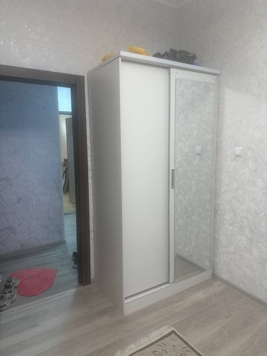 1 хонали уй ижарага берилади