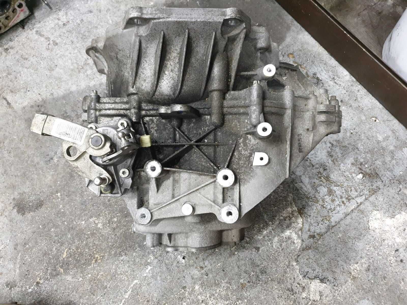 Cutie viteze Mini Cooper 1.6 diesel N47C16A oem 7610160