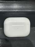 Продаю оригинальный футляр от AirPods Pro2