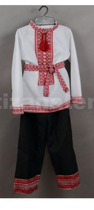 Costum baieti traditional