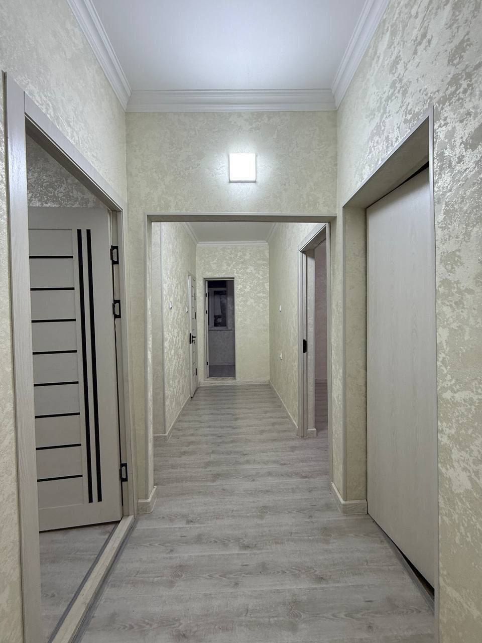Юабад 12. 2/2/4. 60м2. 2/6 балкон