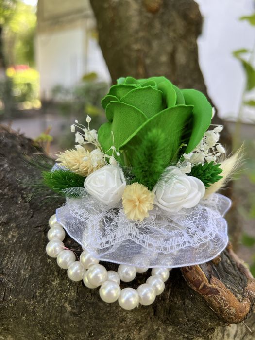 Buchete nase, mirese cocarde, corsaje , aranjamente etc