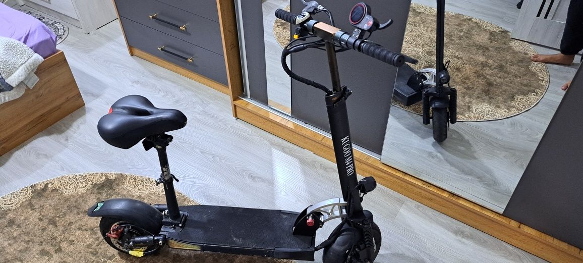Электронный самокат Kugoo M4PRO
