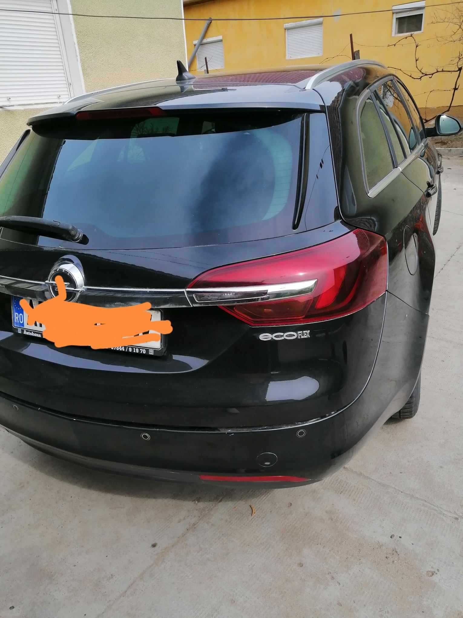 Proprietar vind Opel insignia 2.0 an 2014.