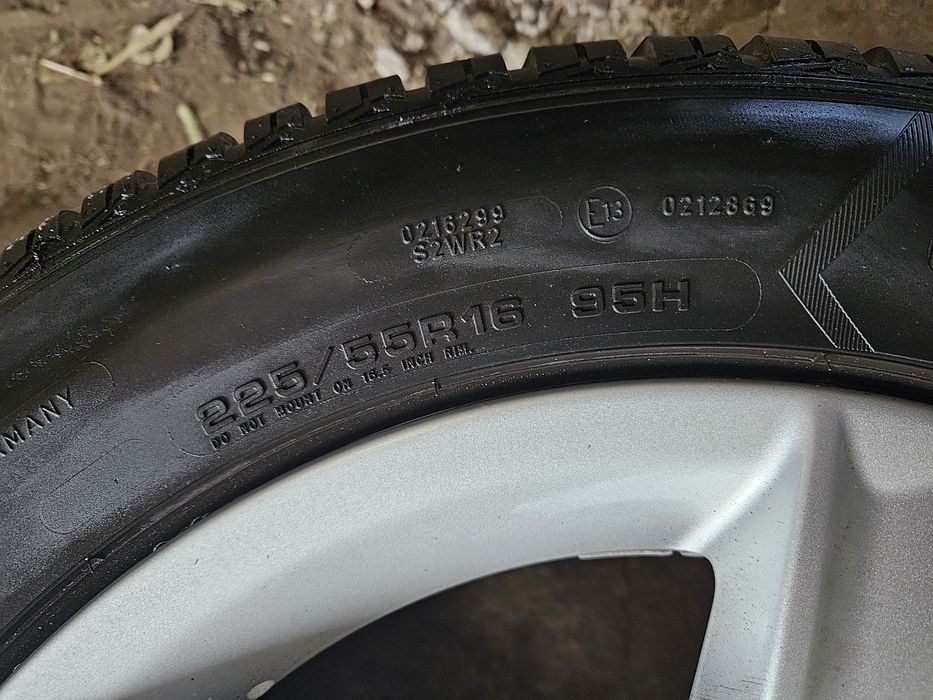 Jante cu cauciucuri  225.55.16