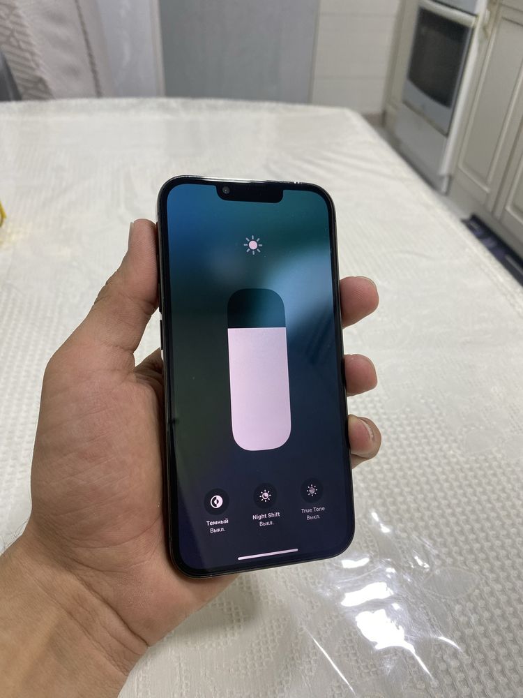 Iphone 13 pro green