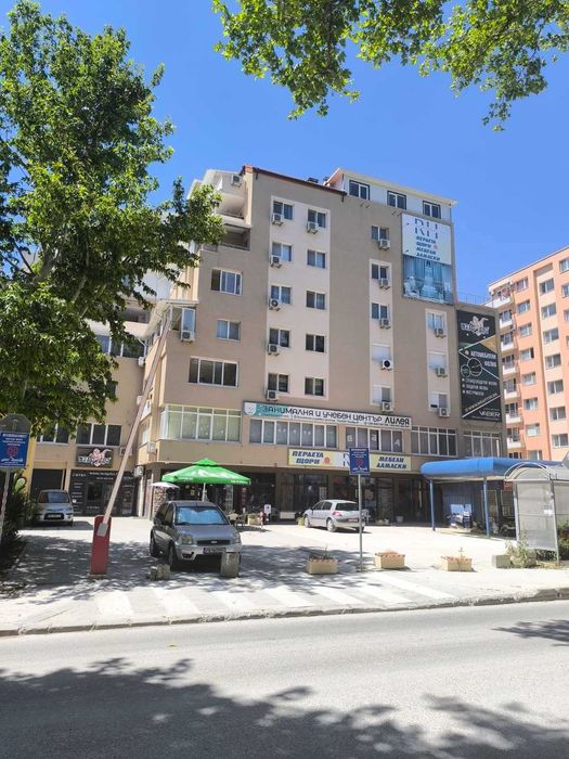 Търговски площи под наем в гр Пловдив,бул. Александър Стамболийски 39Д